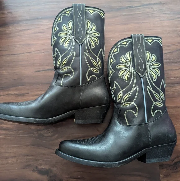 RARE Golden Goose Wish Star Short Western Boot in Black Yellow Sky Embroidery - Picture 14 of 16